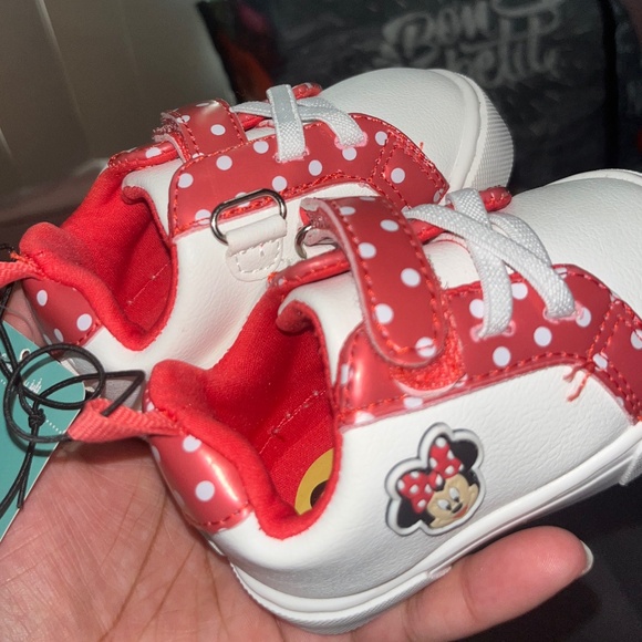 Baby Minnie Mouse sneakers - Picture 1 of 4